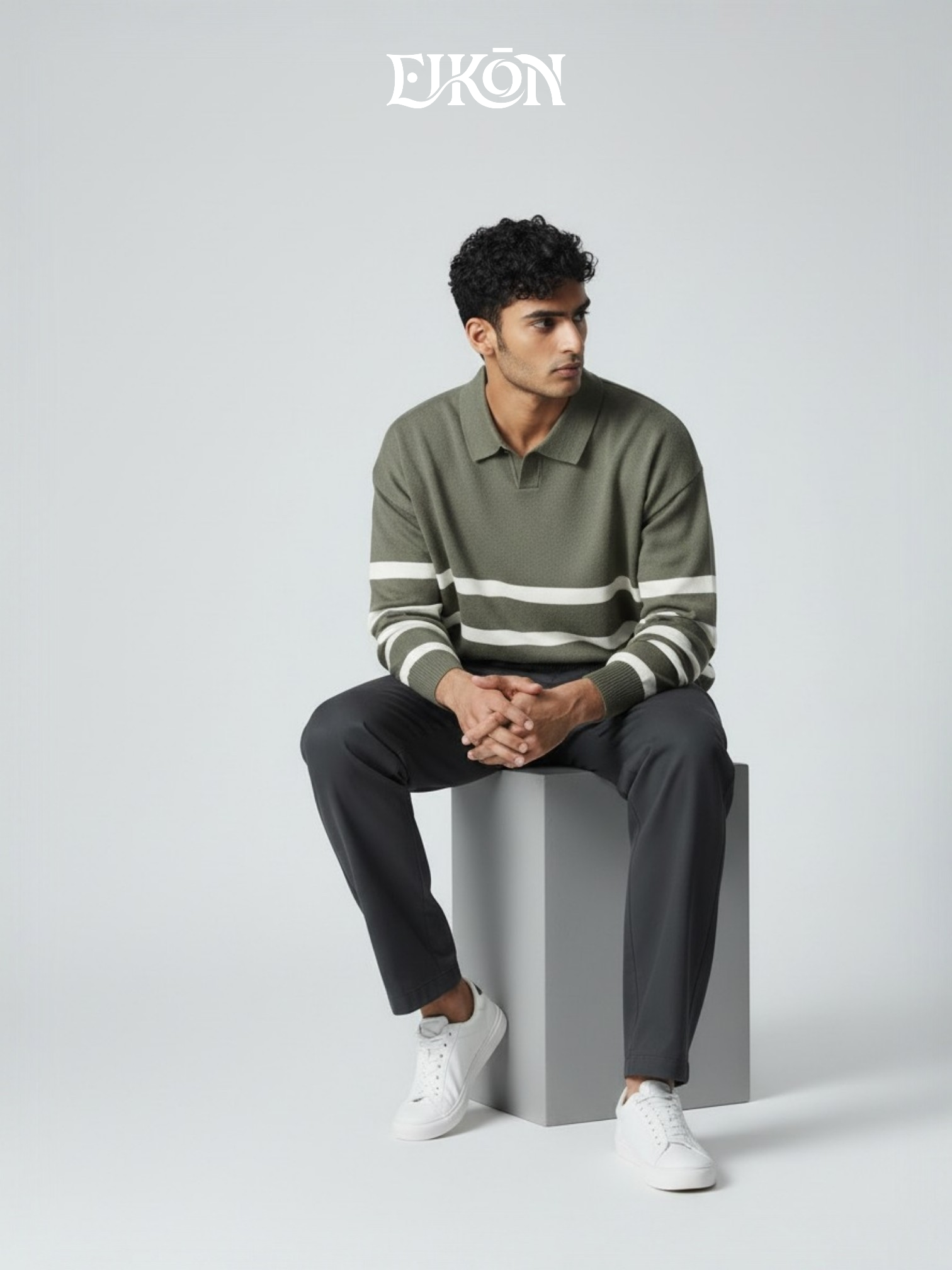 VAREK | TWO-TONE OPEN COLLAR SWEATER