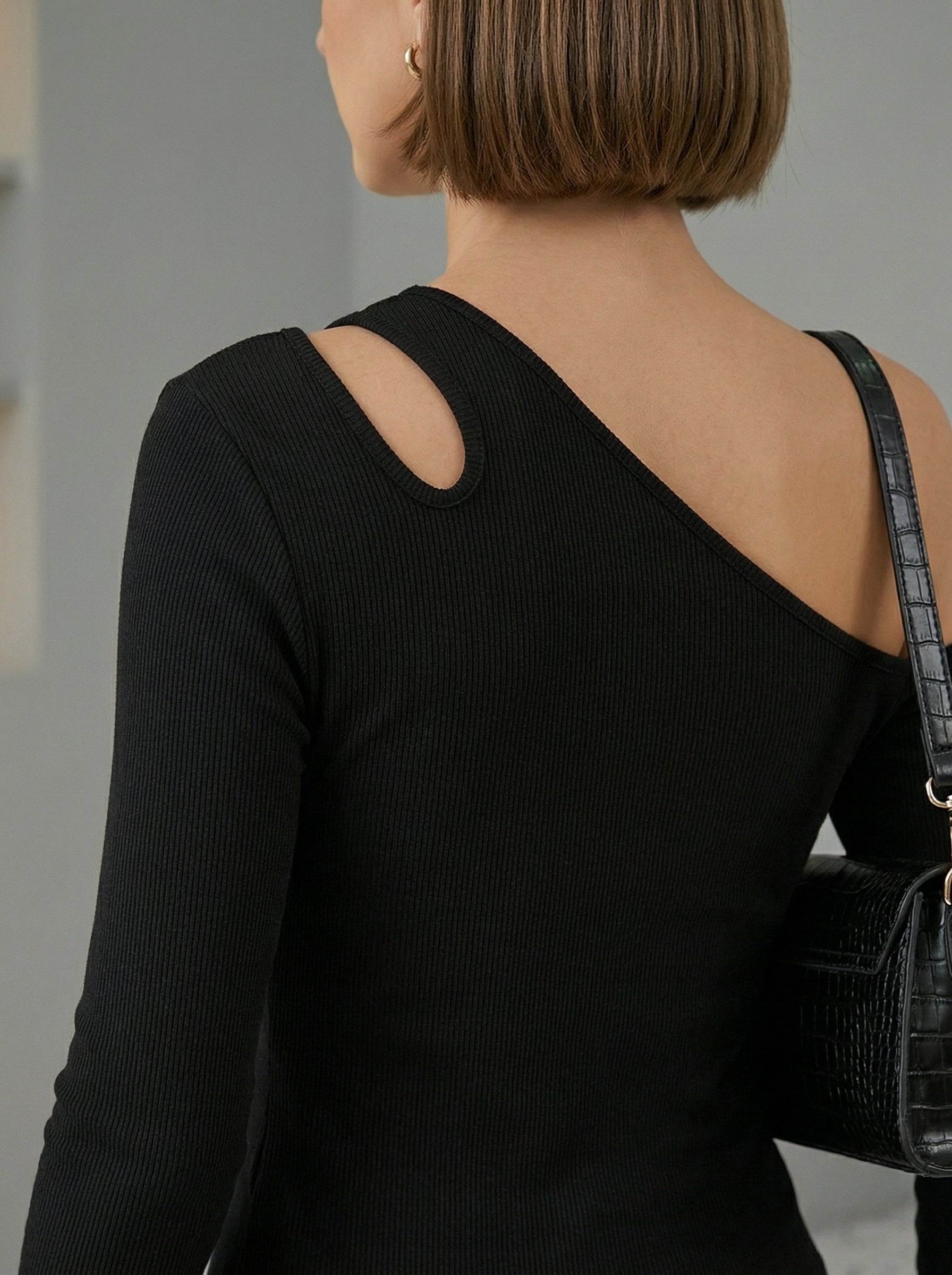 ONYX | ONE-SHOULDER KNIT TOP