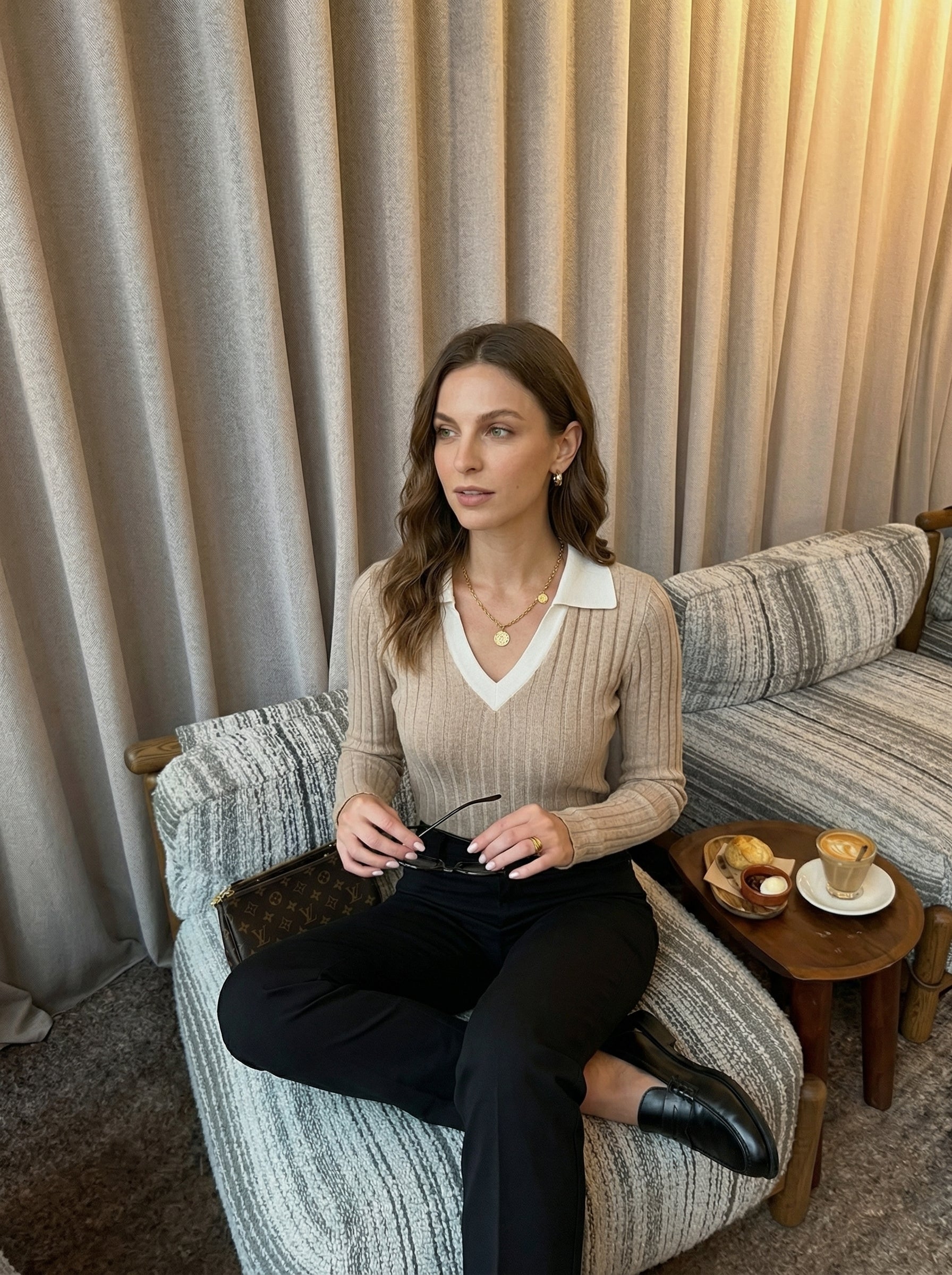 CLEO | RIBBED COLLAR SWEATER